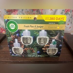 Air Wick Scented Oil Refills - Fresh Pine & Juniper (4 Pack) NEW